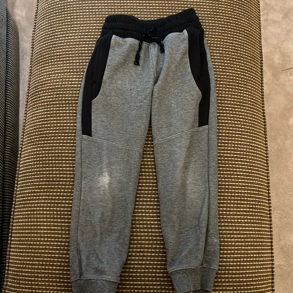 5 for $10 Russell athletic thick sweatpants size medium